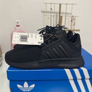 Adidas Triple Black Mesh Sneakers